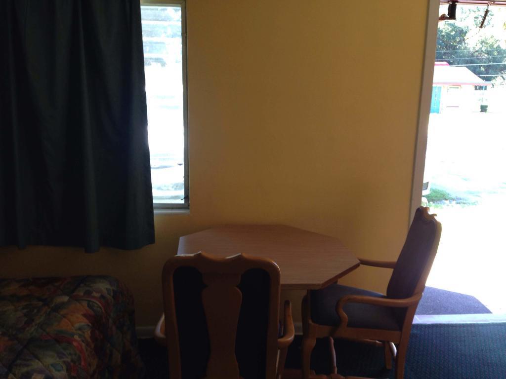 Florida Motelゲインズビル 部屋 写真